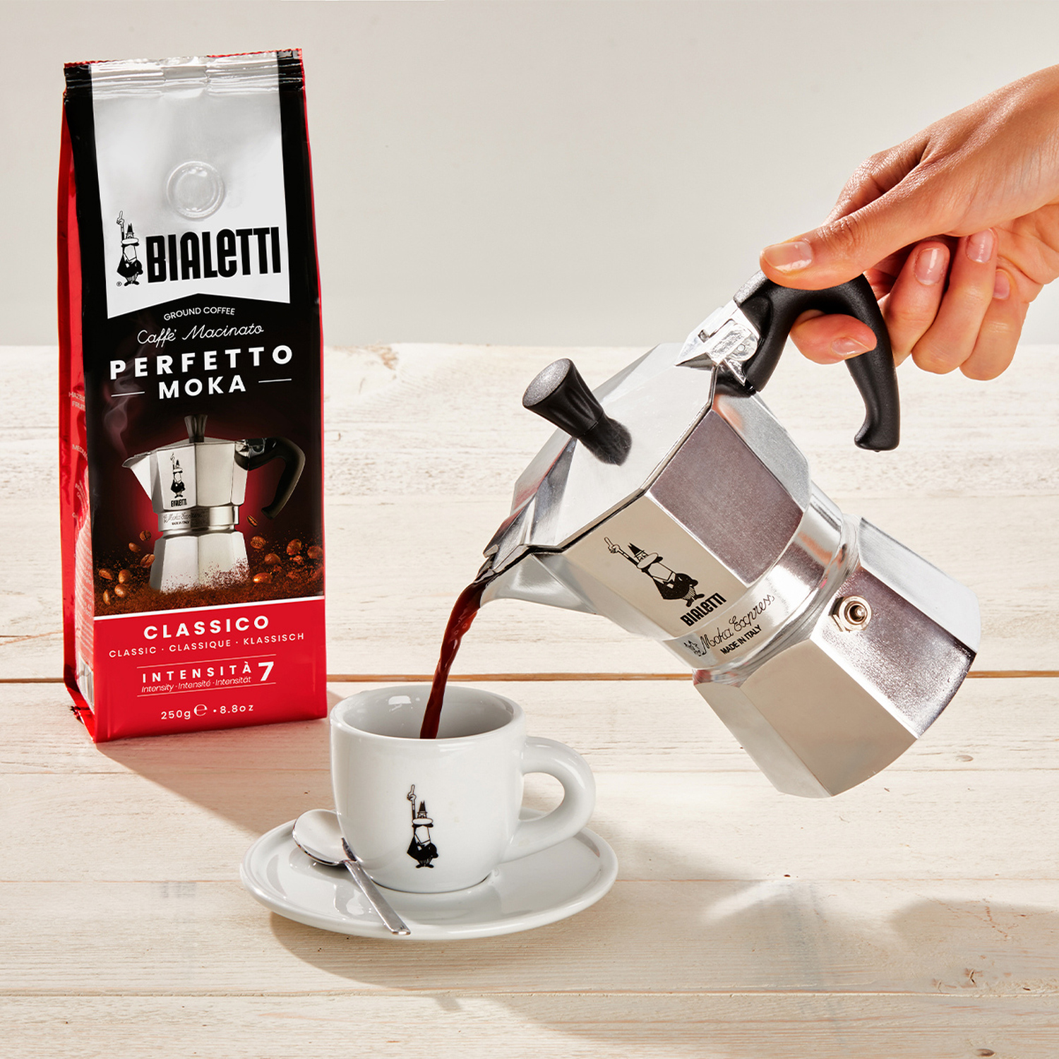 Bialetti Moka Express 6tz - obrazek 3